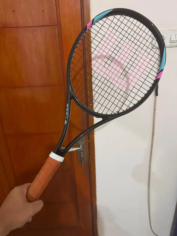 Raket Tennis Wilson Six LV