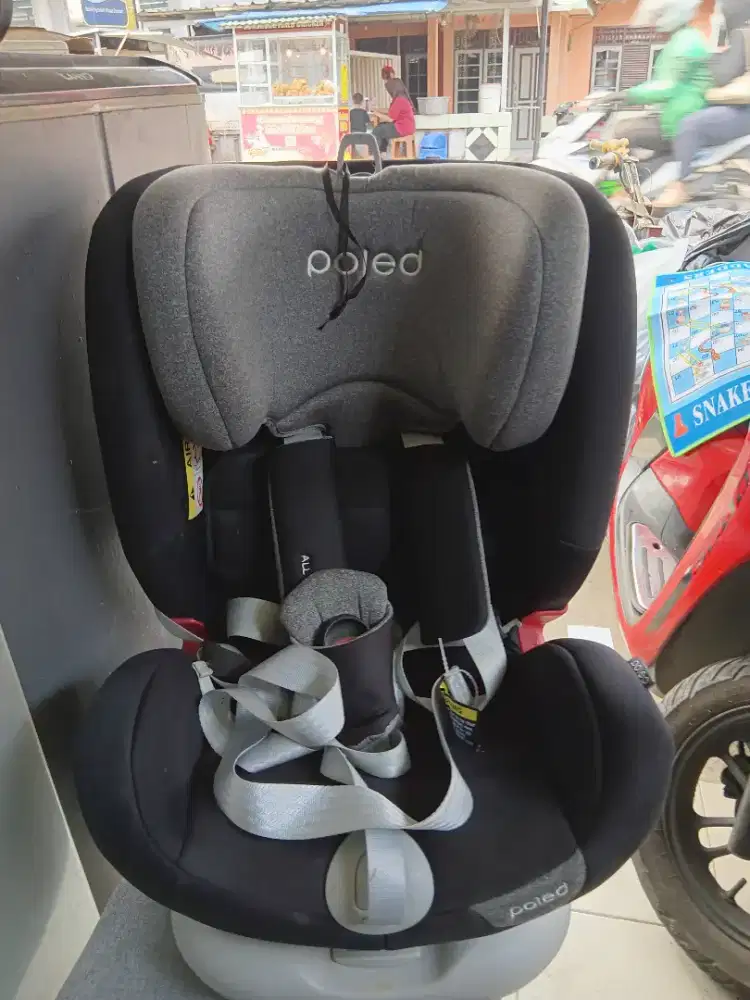 Car seat bayi dan anak