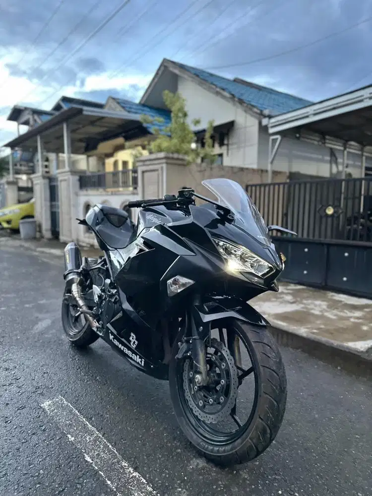 Kawasaki Ninja 250 FI New 2019 Hitam