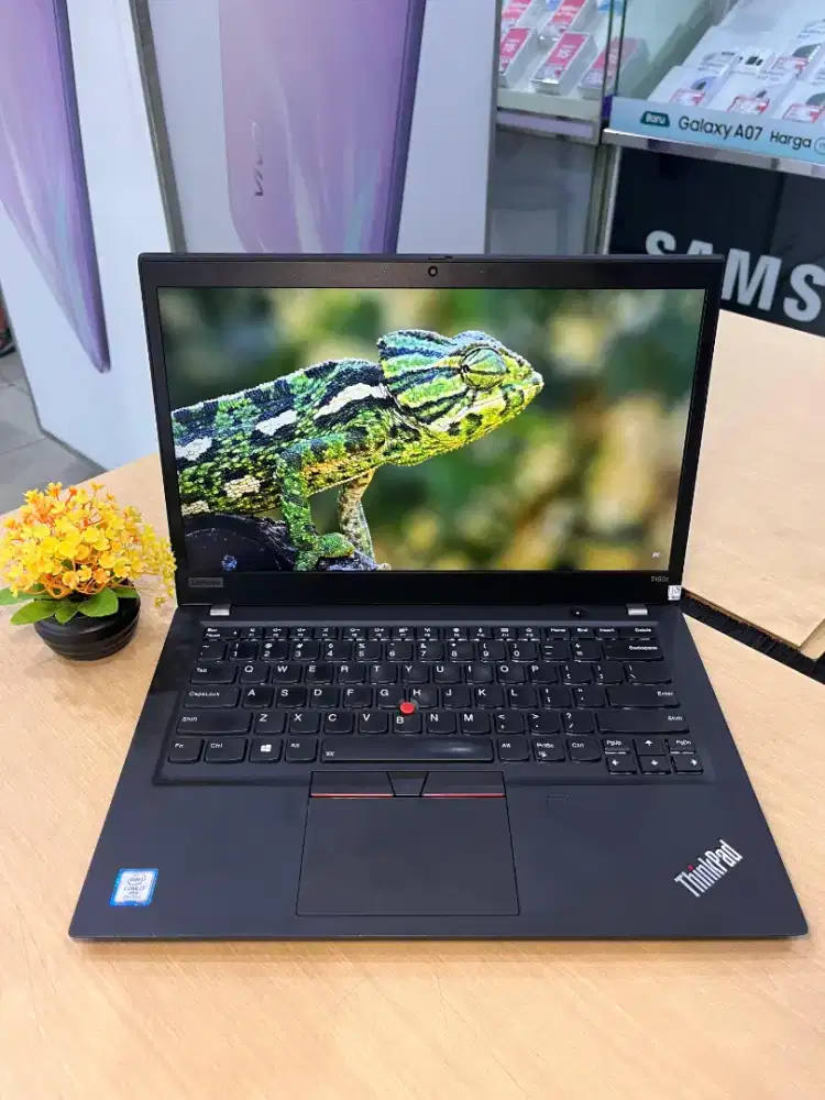 LAPTOP LENOVO BODY SLIM RINGAN | LENOVO THINKPAD T490s