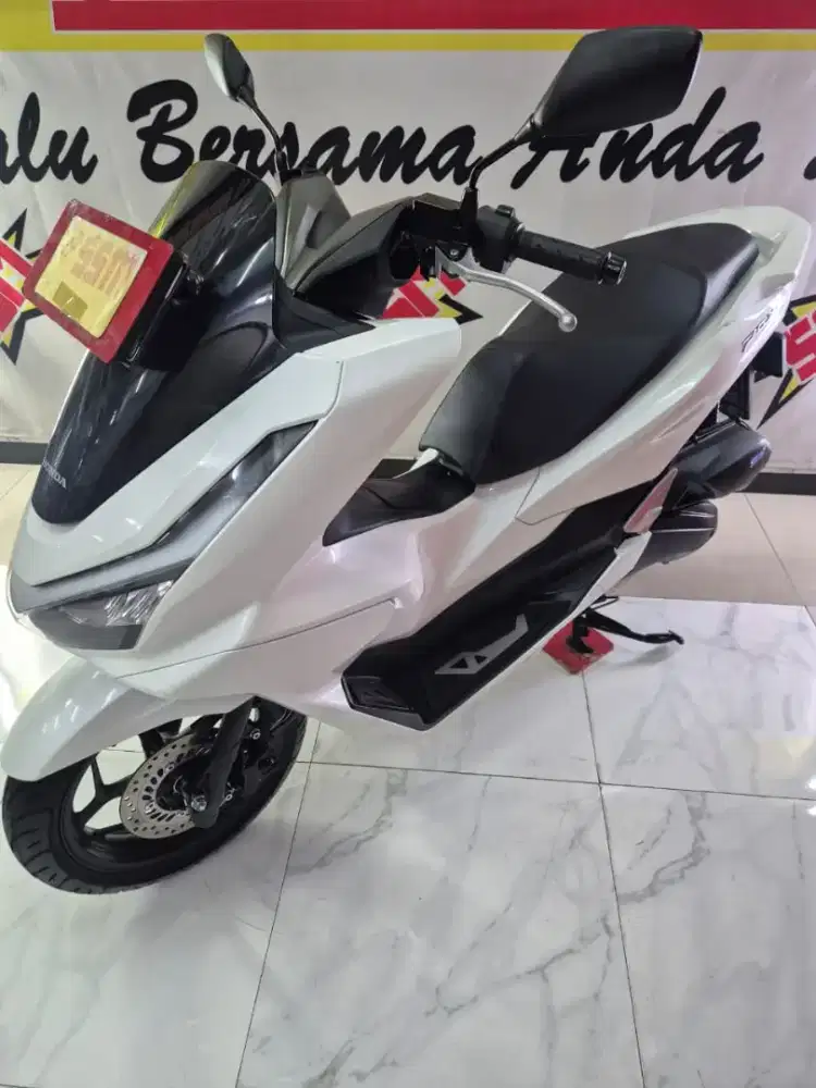 PCX 160 iss cbs keyless 2025 plat L istimewa
