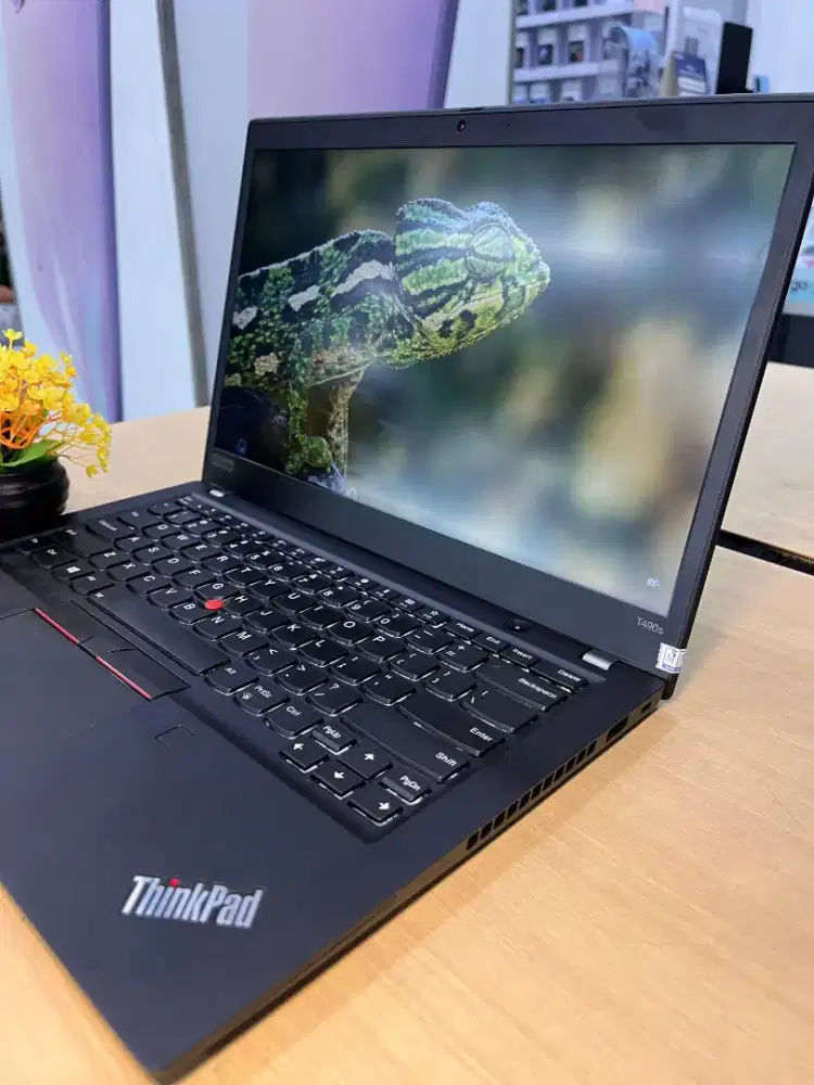 LAPTOP LENOVO BODY SLIM RINGAN | LENOVO THINKPAD T490s
