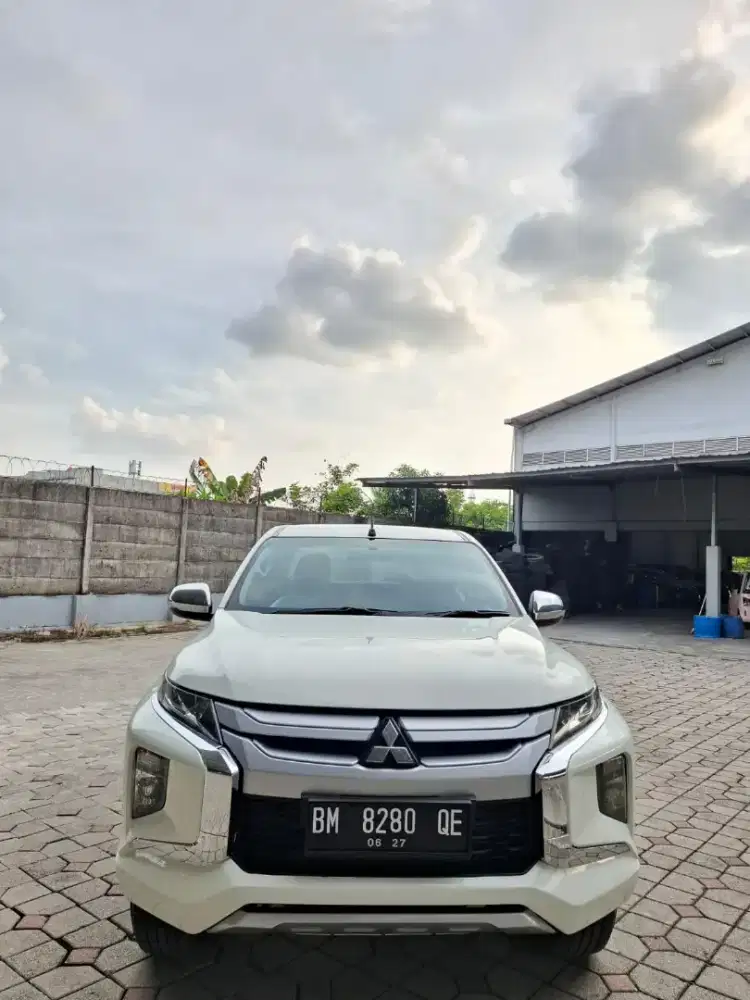 Triton 2022 GLS manual. Km 118rb antik