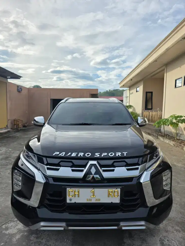 Mitsubishi Pajero Sport Dakar 4×2 Diesel Matic A/T 2024 Hitam