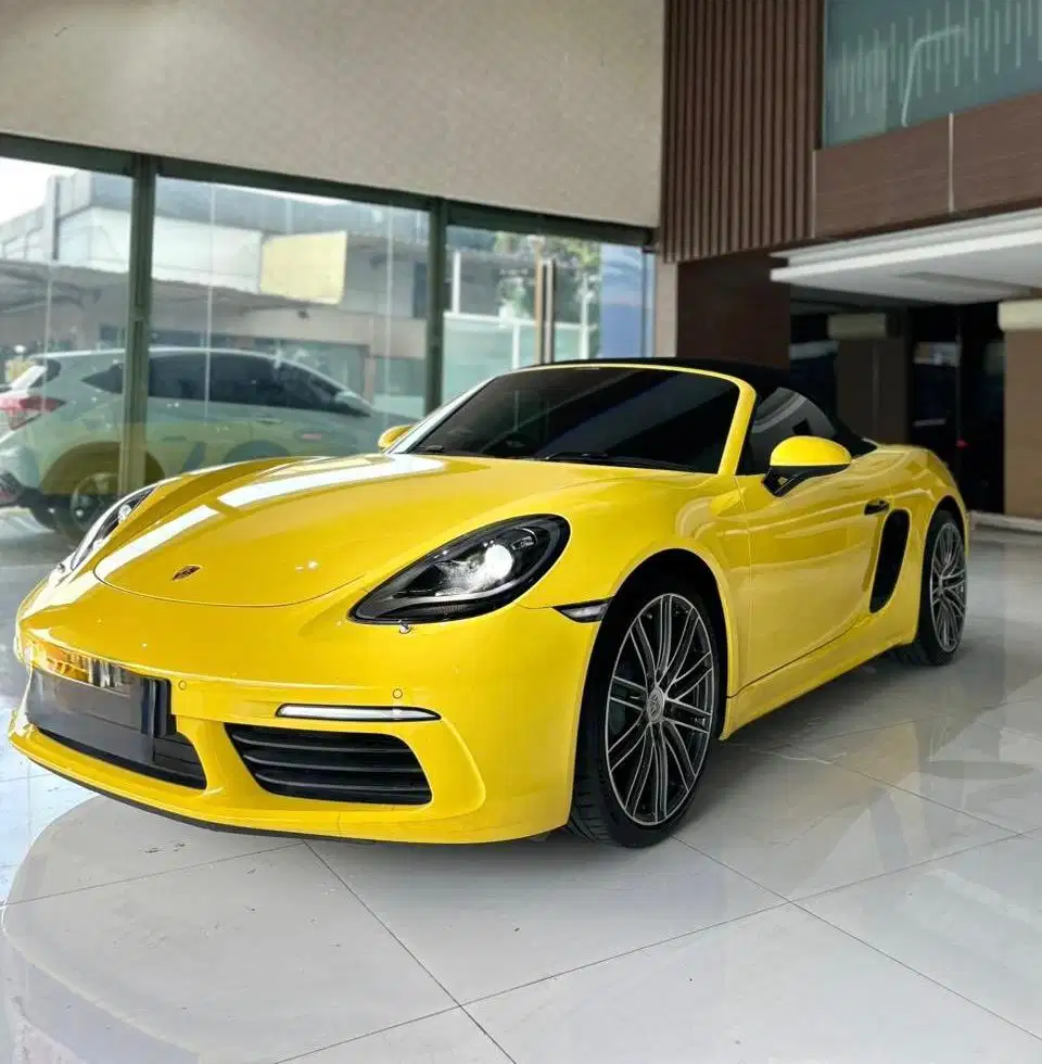 [ LOW KM ] Porsche Boxster 718 cabrio km 8 rb