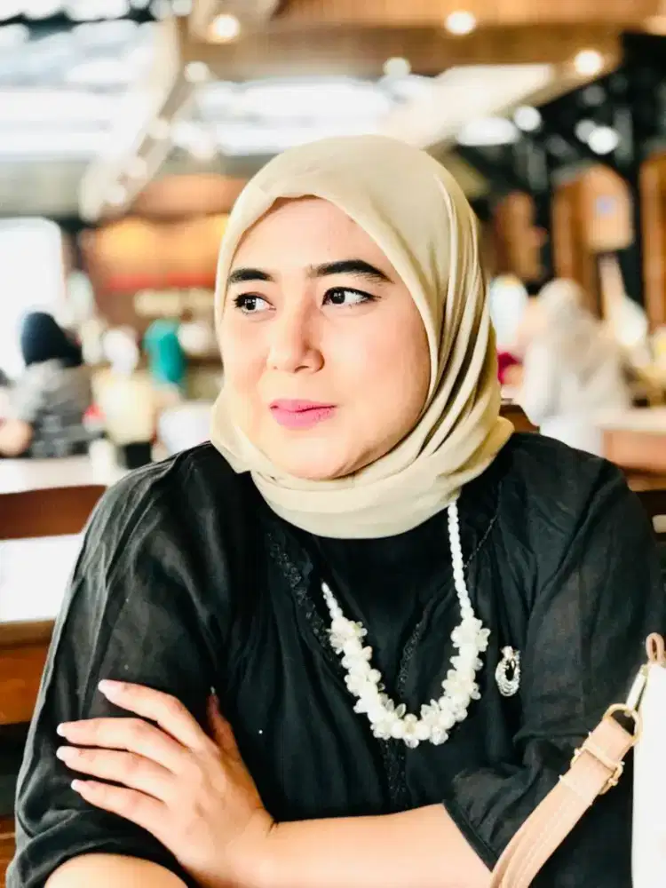 Mencari Pekerjaan Admin Officer