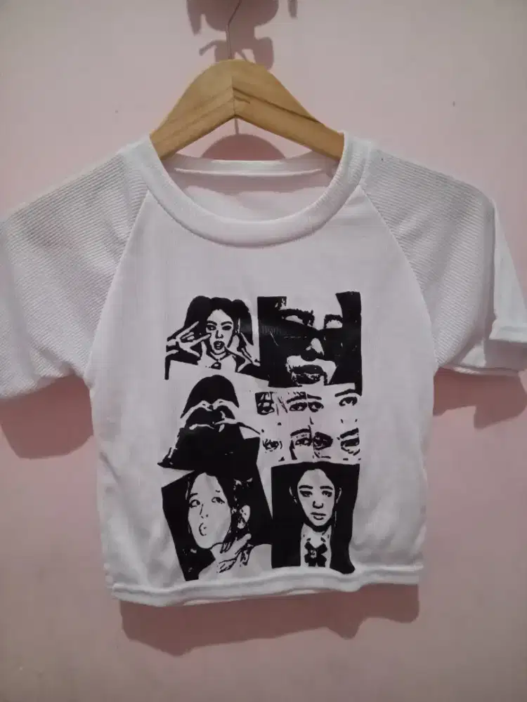 baju Croptop Jennie