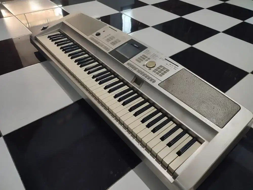 KEYBOARD YAMAHA DGX 305