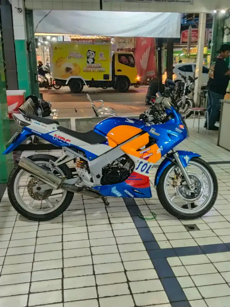 Cbr 150 old Thailand