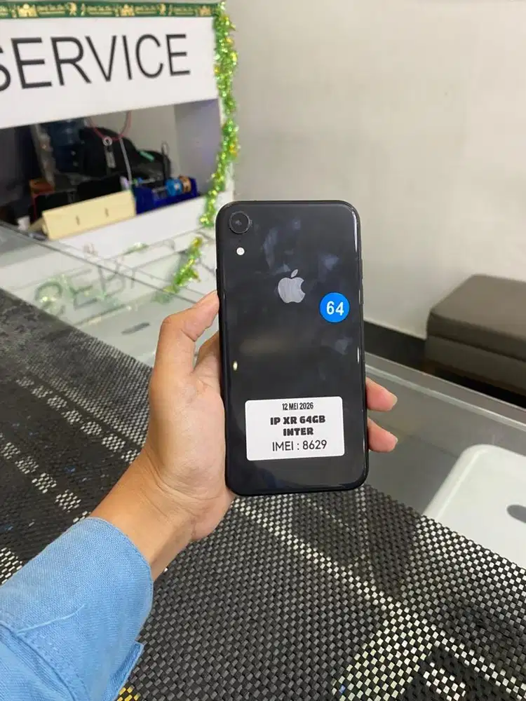 IPHONE XR 64GB FULLSET NOMINUS MENERIMA TT/KREDIT