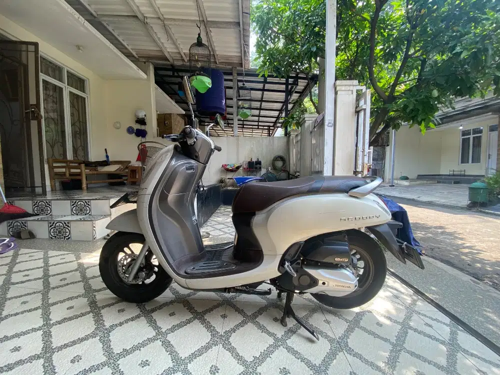 Scoopy Prestige 2022 (Keyless)