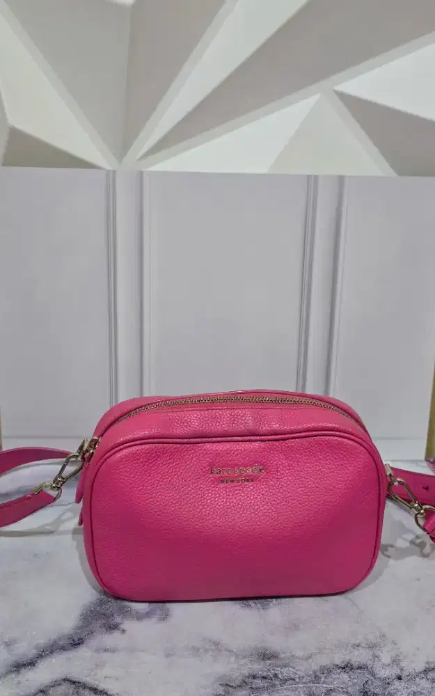 Preloved Camera Bag Kate Spade