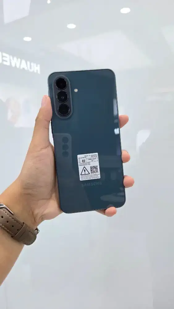 SAMSUNG GALAXY A37 5G NEW!! FREE GALAXY FIT3