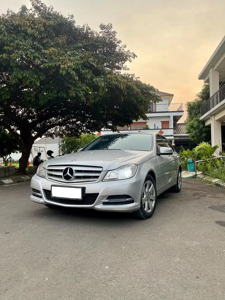 Mercrdes Benz C200 (W204) CGI 2013