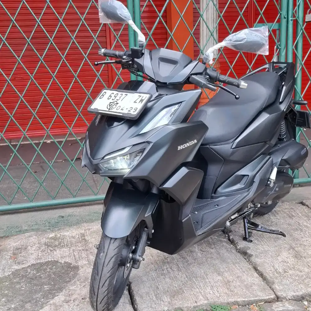 Honda vario 160 cbs 2024 dp 1juta