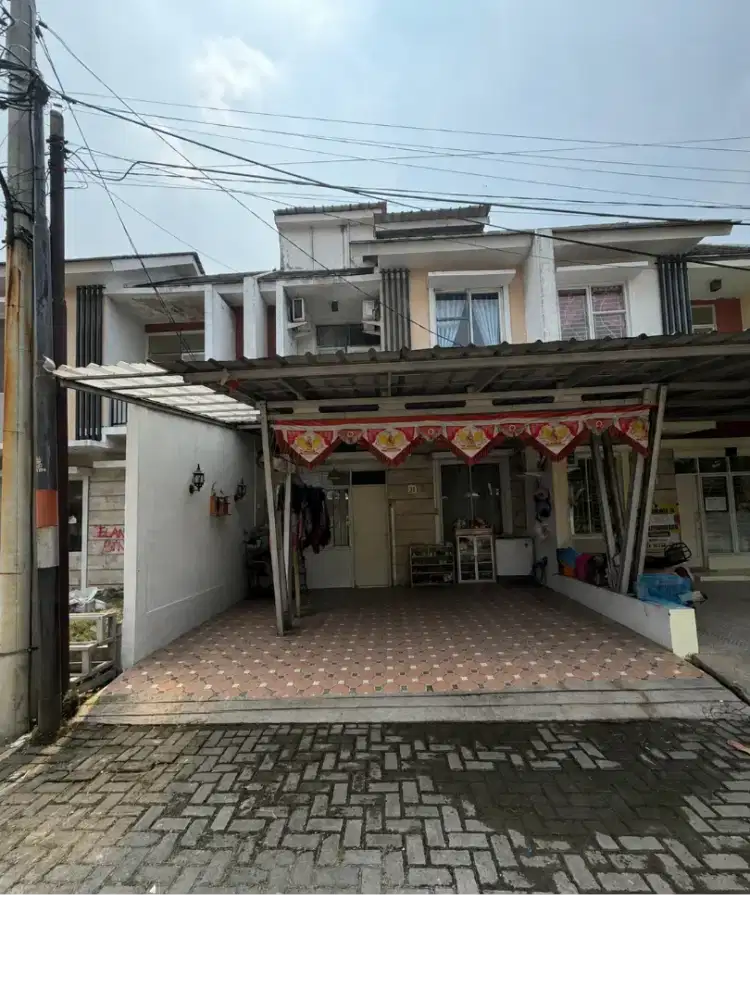 Dijual Rumah 3 Lantai di Kartika residence