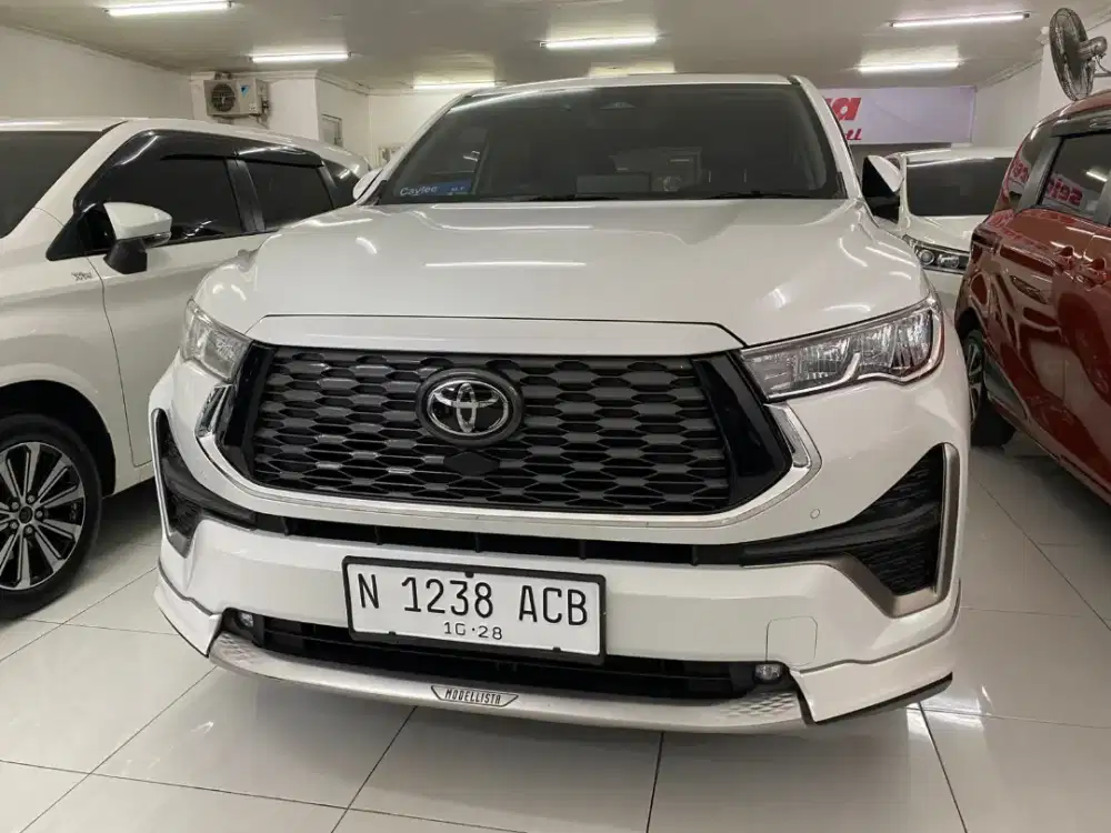 Toyota Innova Zenix Q Hybrid Modelista TSS AT DP minim 50juta