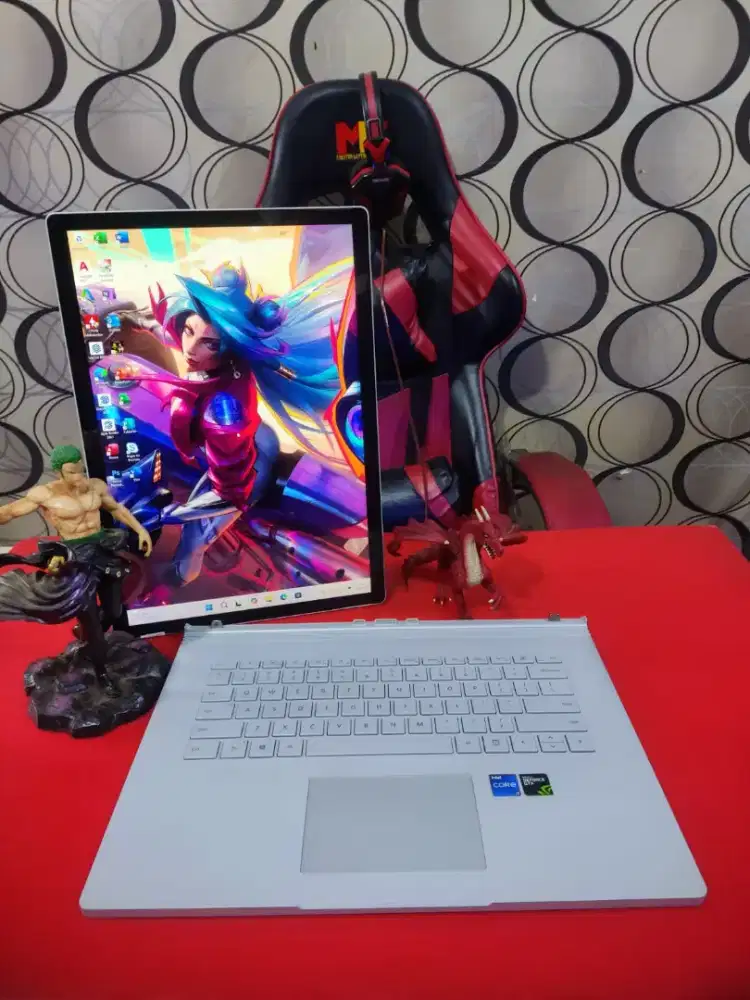 Microsoft Surface Book 2 TOUCHSCREEN [RAM 16GB SSD 1TB GTX VRAM 6GB]