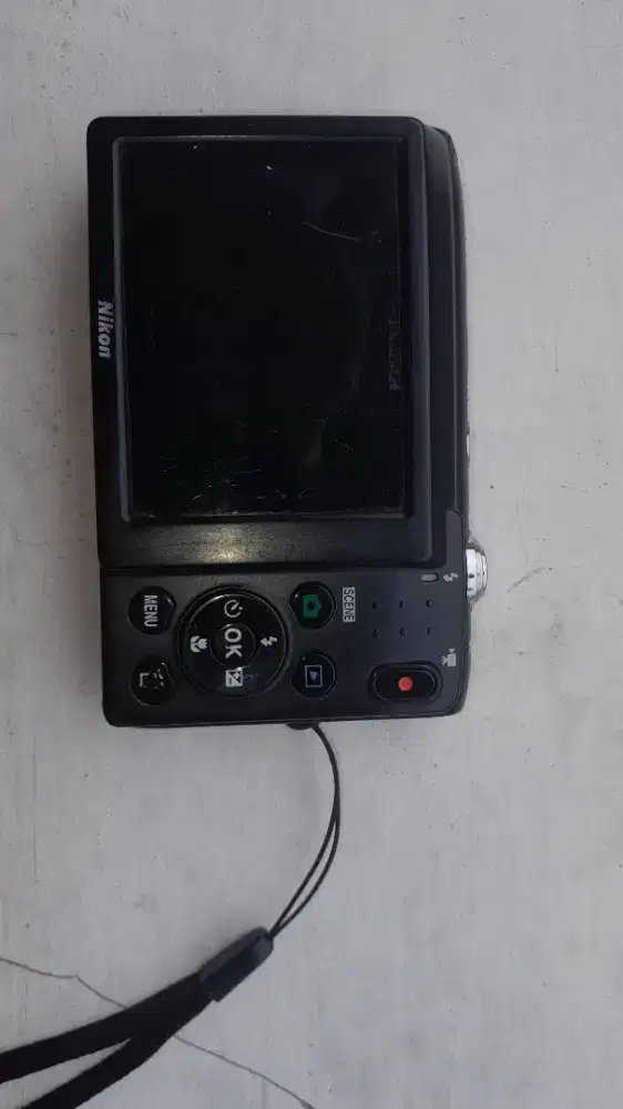 Jual kamera  nikon coolpix s2600