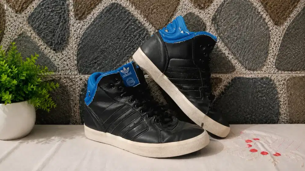 Sepatu Adidas original
