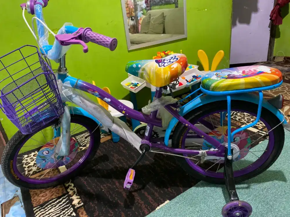 Dijual sepeda anak uk. 18 super mulussss seperti baru
