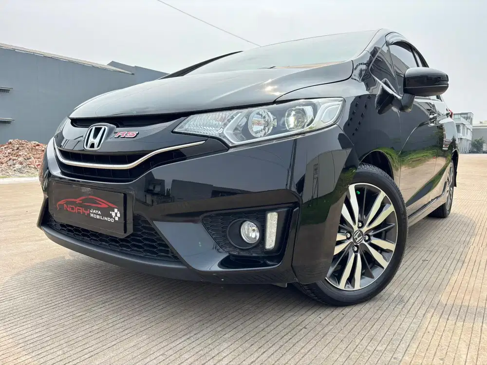 Honda Jazz 1.5 RS CVT 2015 Automatic ( Hitam Metalik )