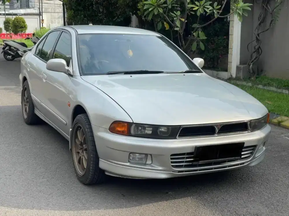 Mitsubishi Galant ST V6-24 Automatic Tahun 2021