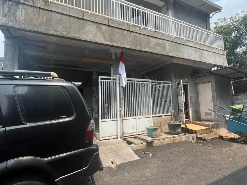 Rumah Strategis dekat Tol dan Mall di Galaxy Bekasi