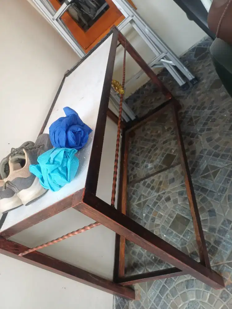 Meja Akuarium masih bagus