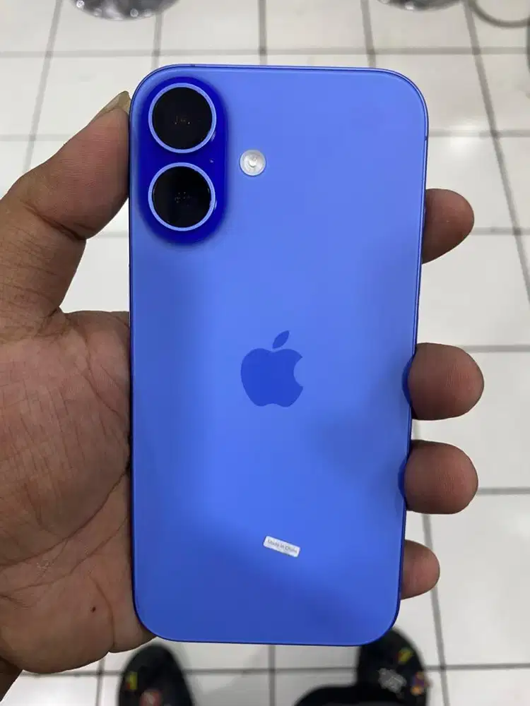 iPhone 16 128 iBox Blue Garansi On Maret 2027