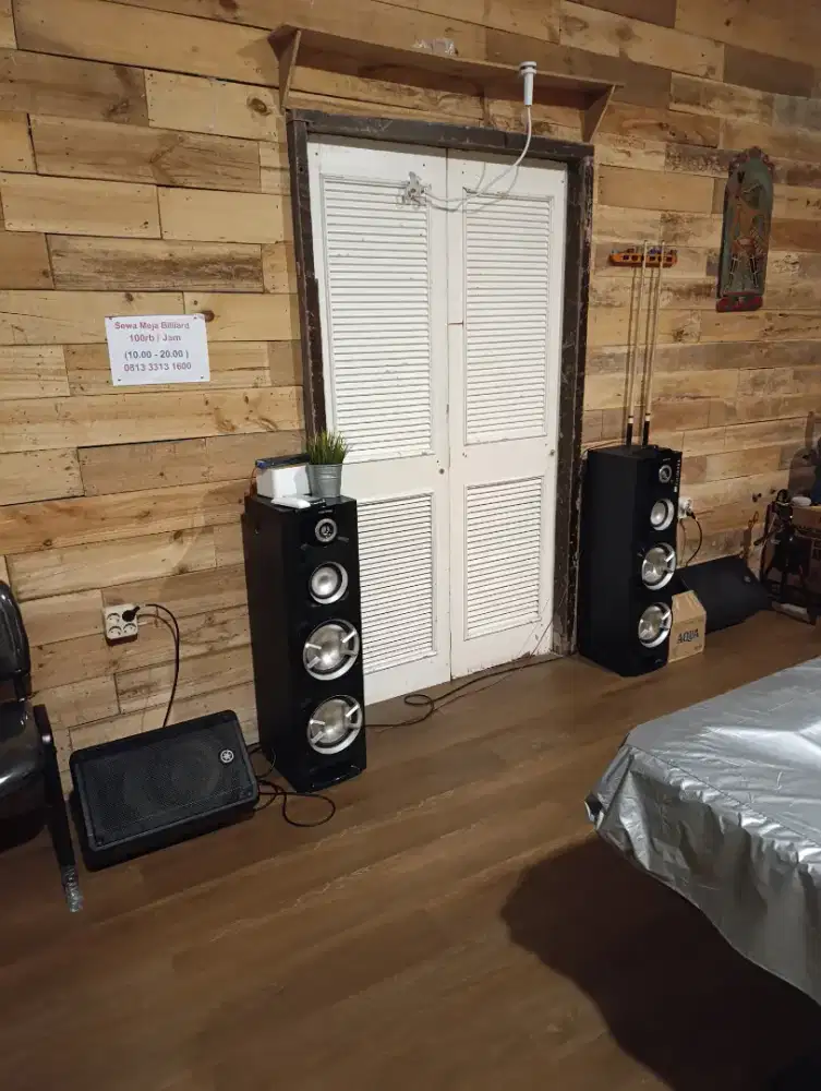 Speaker aktif Bluetooth Polytron