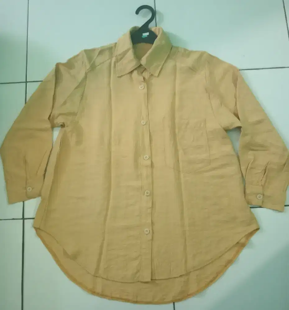 Kemeja blouse wanita