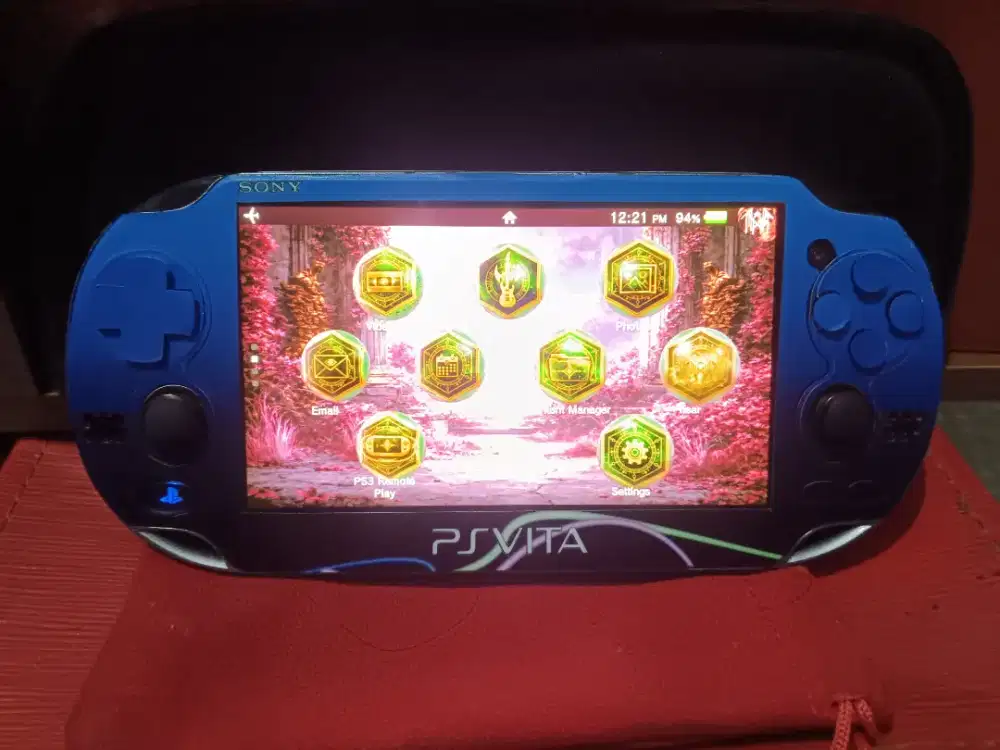 PS VITA FAT PORTABLE LIKE NEW