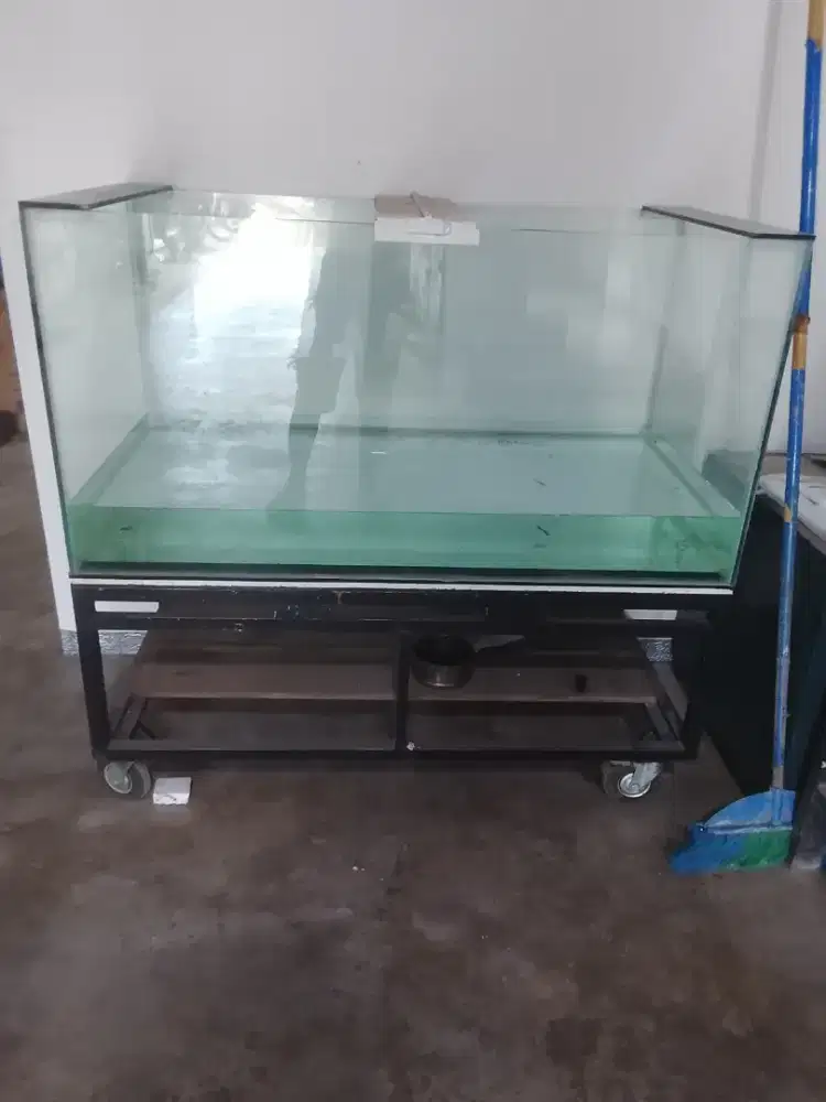 Jual aquarium kaca