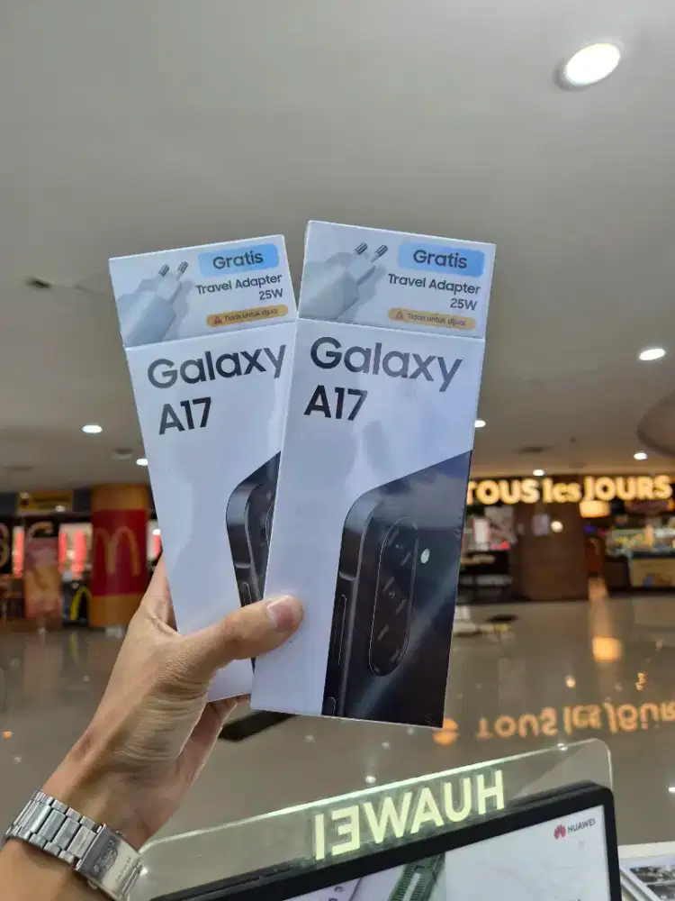 FLASH SALE GALAXY A17