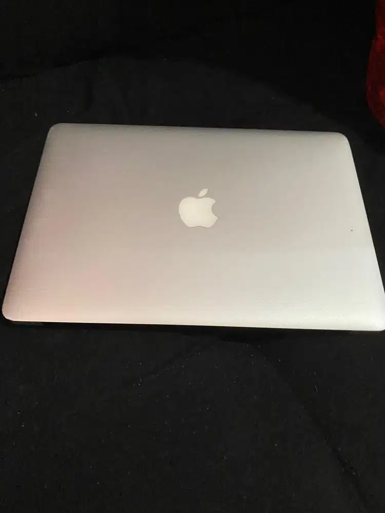 Macbook Air 2013 RAM 4 , HDD 128