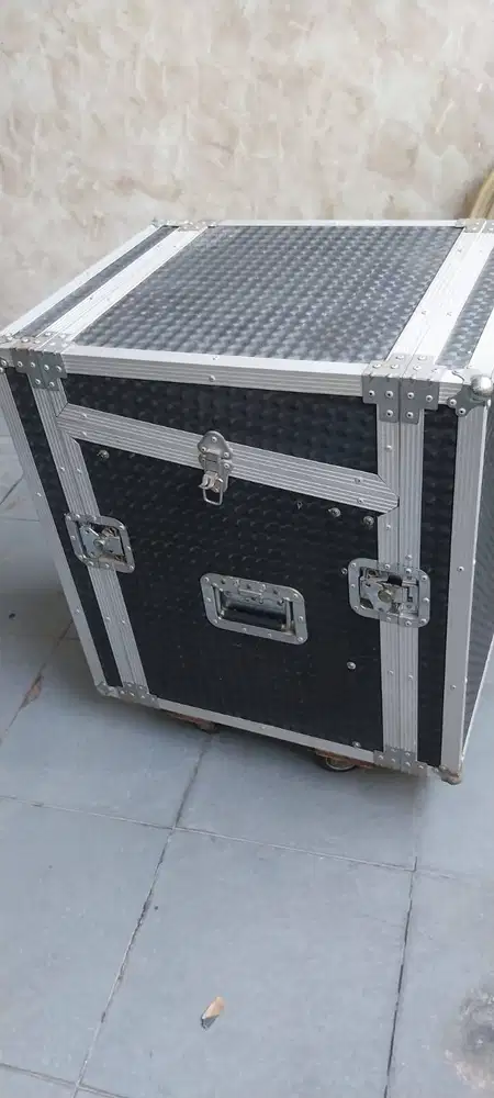 Dijual cepat Hardcase 1 × 0.8 m