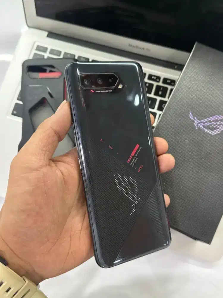 Asus rog phone 5s 8/128gb