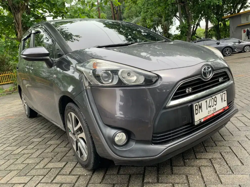 Sienta 1.5 V Matic 2017