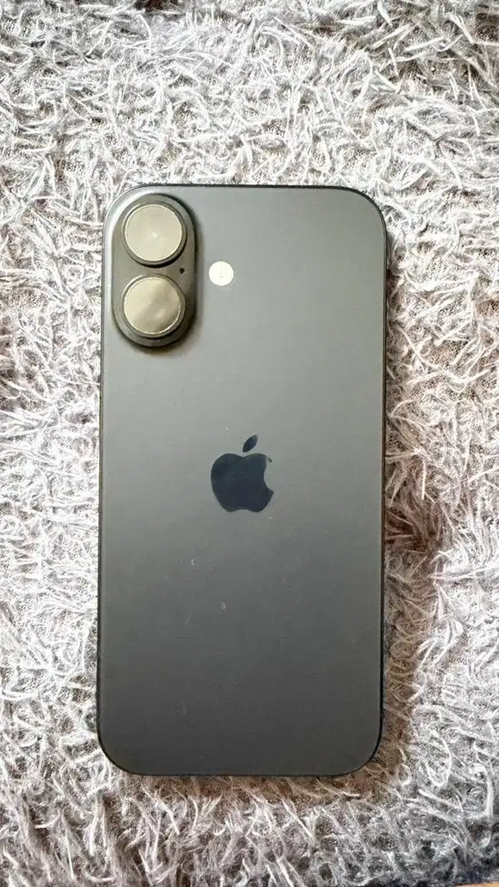 FS Iphone 16 128gb . hitam