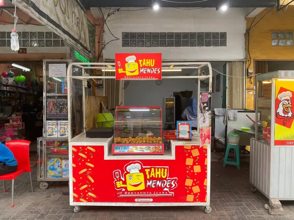 Loker Laki Laki. TAHU MENDES CEMARA