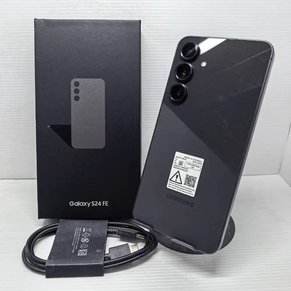 LENGKAP SAMSUNG GALAXY S24 FE 5G 8/256 GRAPHITE  EX SEIN NO MINUS GRES