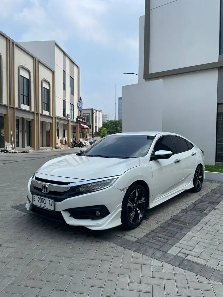 Honda Civic ES at KM 69 RB  2018 Bensin