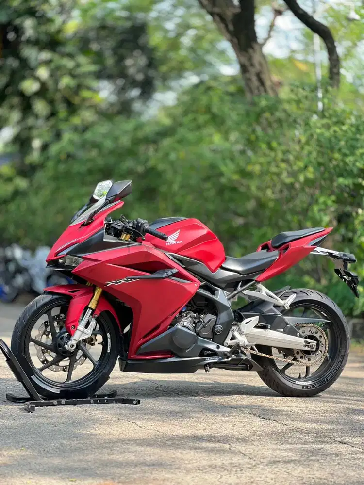 HONDA NEW CBR 250RR NON ABS MERAH DOFF 2019 KM LOW NO MINUS