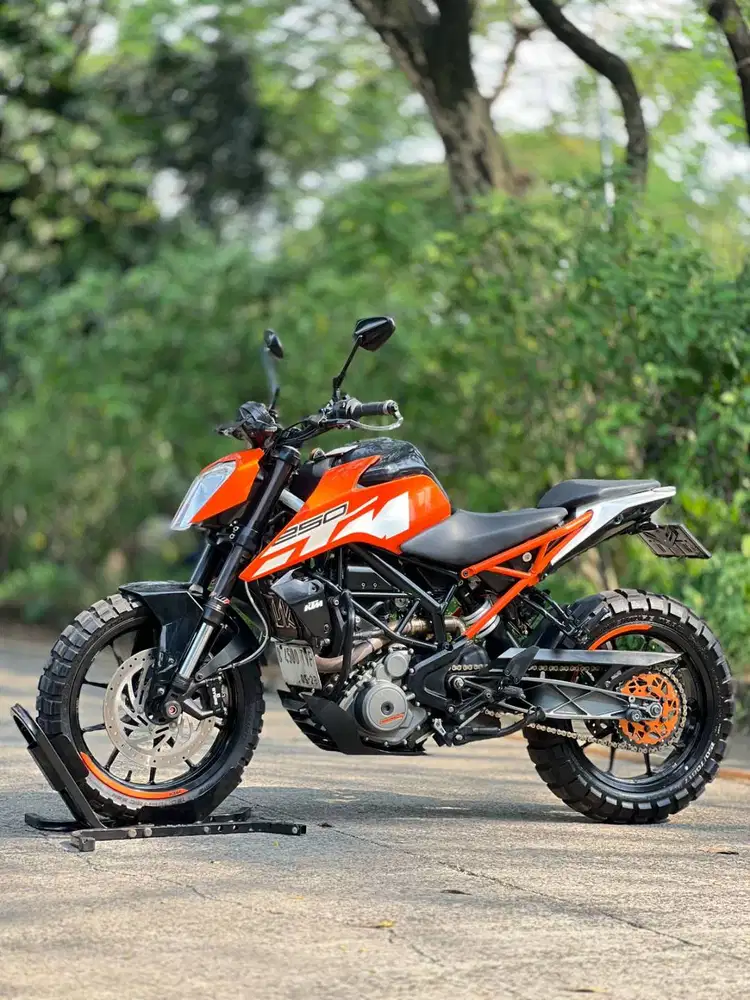 KTM DUKE 250 NON ABS ORANGE 2017 PAJAK PANJANG SIAP GASPOL