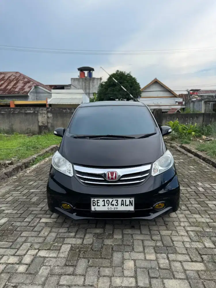 Honda Freed PSD 2013