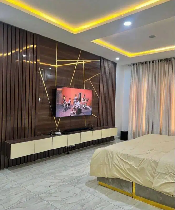 bacdrov televisi konsep minimalis elegan
