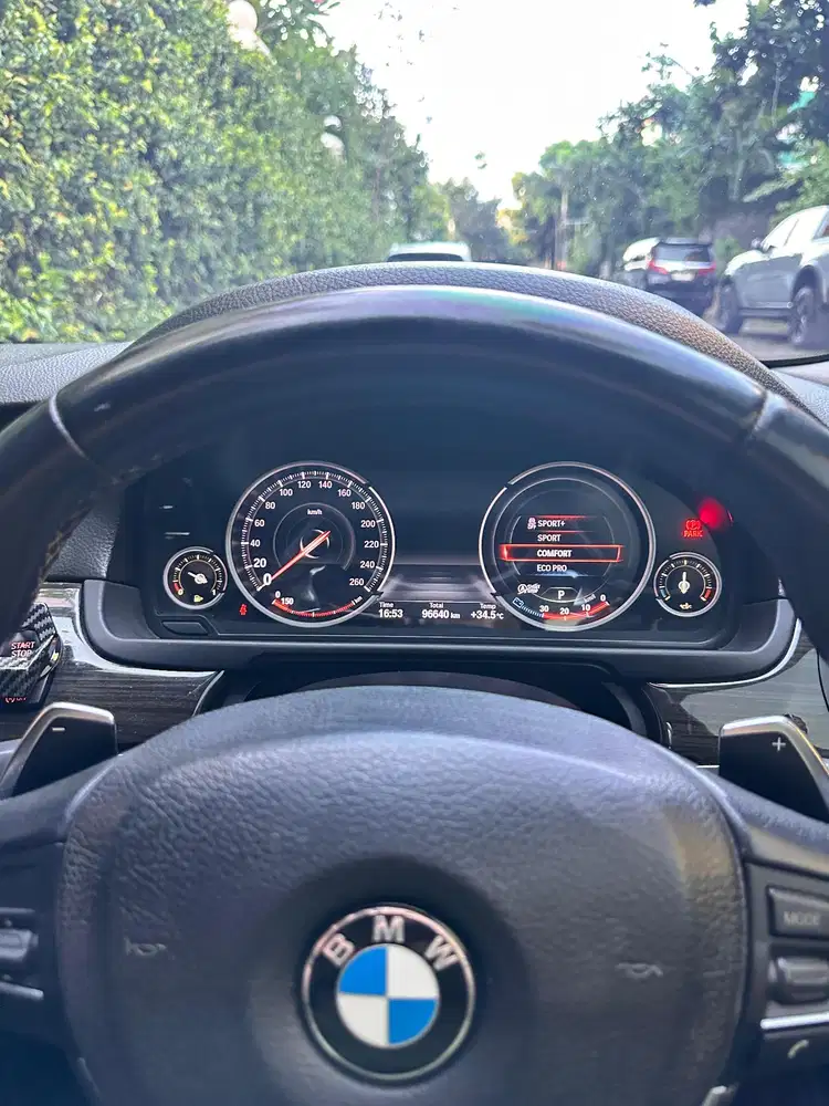 BMW 528i 2016 Bensin