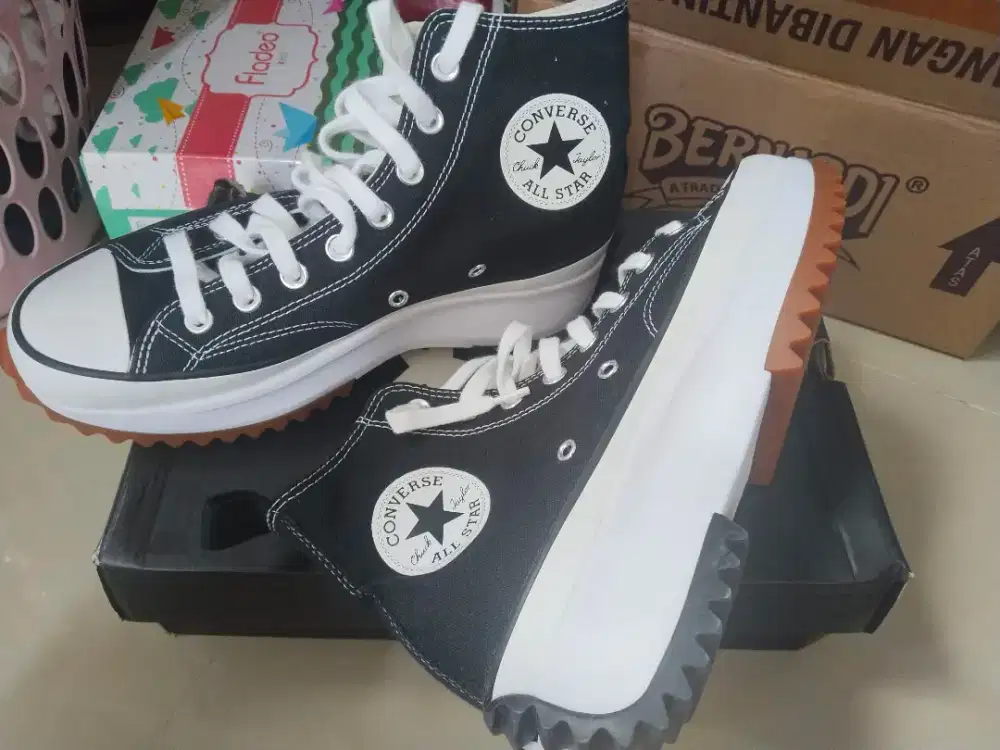 Jual Sepatu Converse original (Baru gress)
