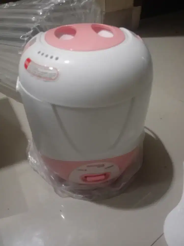 rice cooker mini 0.6L baru